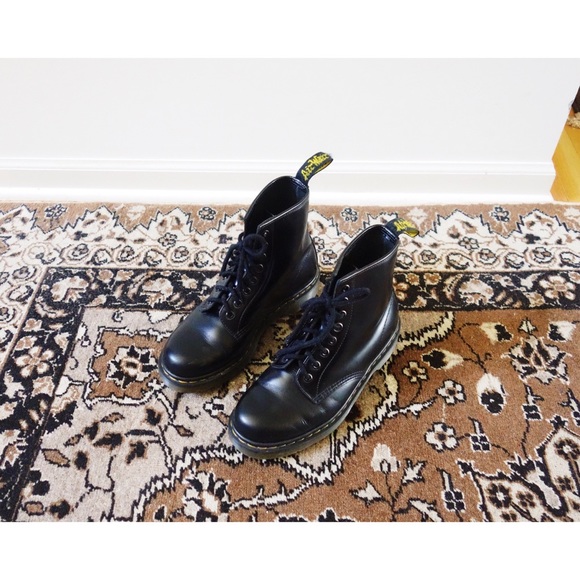 doc martens 4160